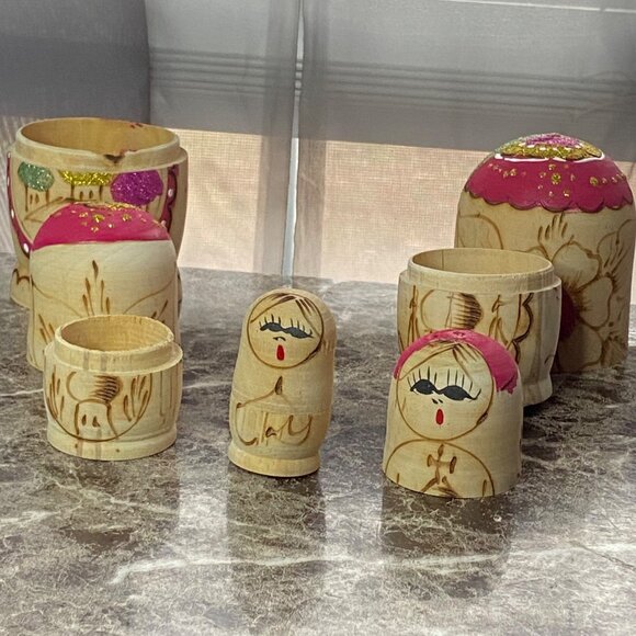 Vintage Russian Matryoshka Nesting Doll Set Hand-Painted Wood Folk Art 6 Piece C - Picture 15 of 16